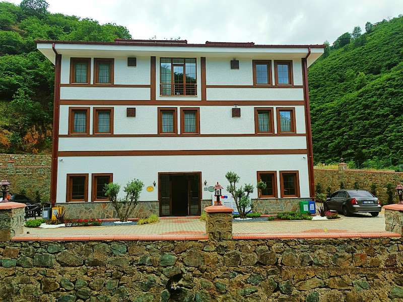 Çardak Altı Pansiyon