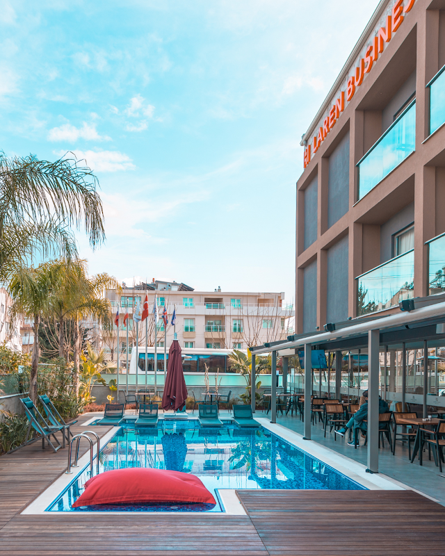 Laren Seaside Hotel & Spa