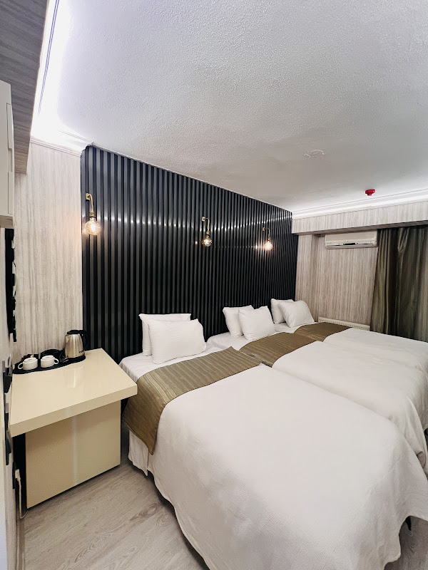 Zebra Hotel Buca