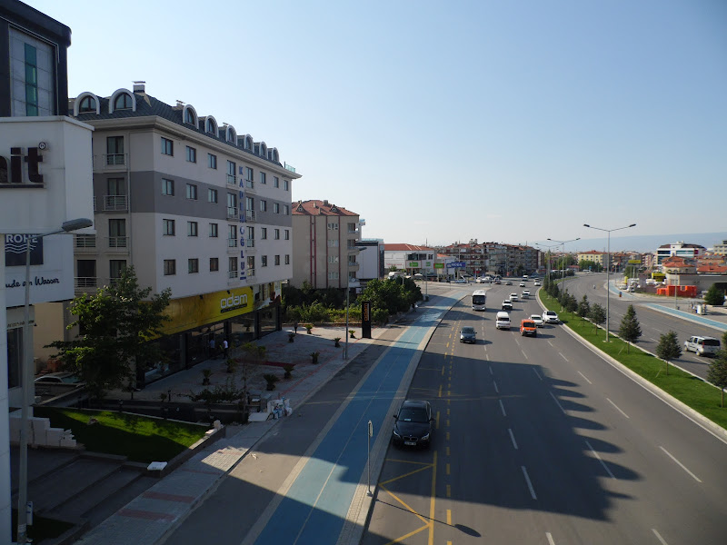 KADEMOĞLU KIZ APART