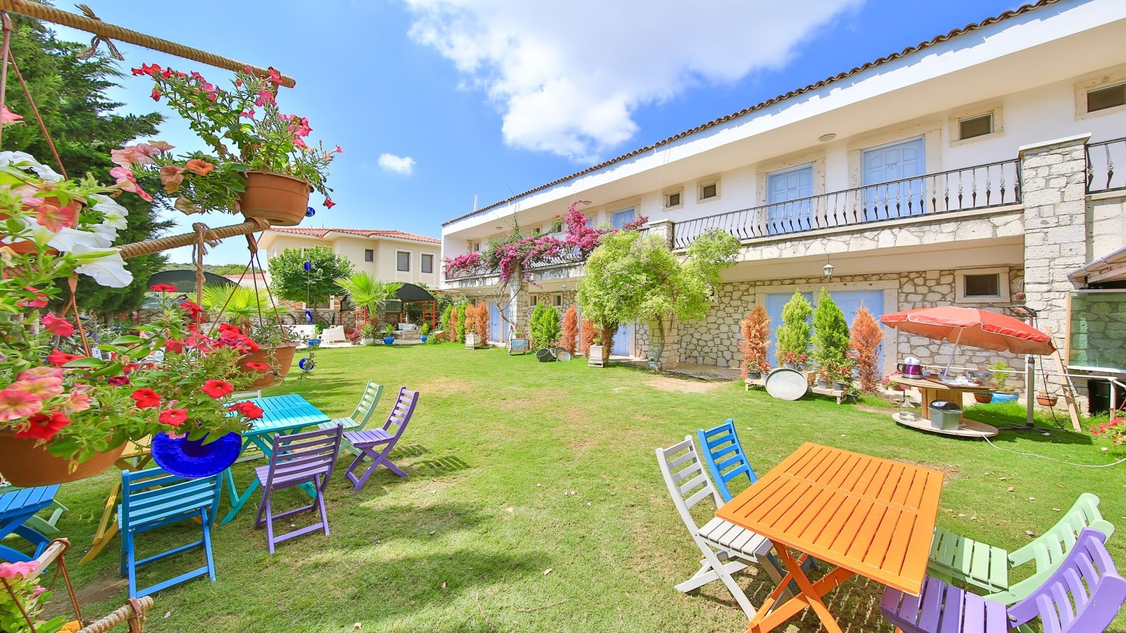 Palas Alaçatı Otel - Adult Only