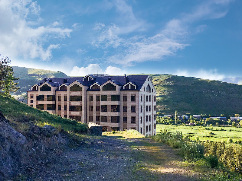 Ararat Resort