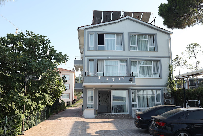 Sabile Mrs. Coast Hotel