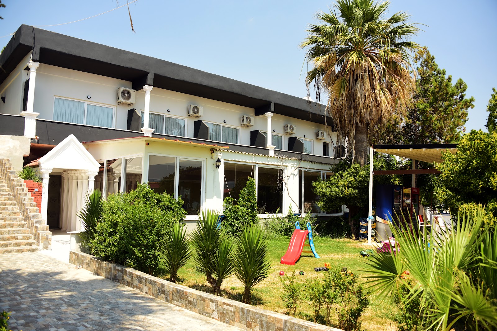 Scala Nuova Beach Hotel