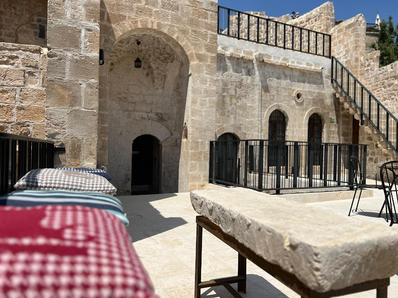 Tuğmaner Small House Ajar