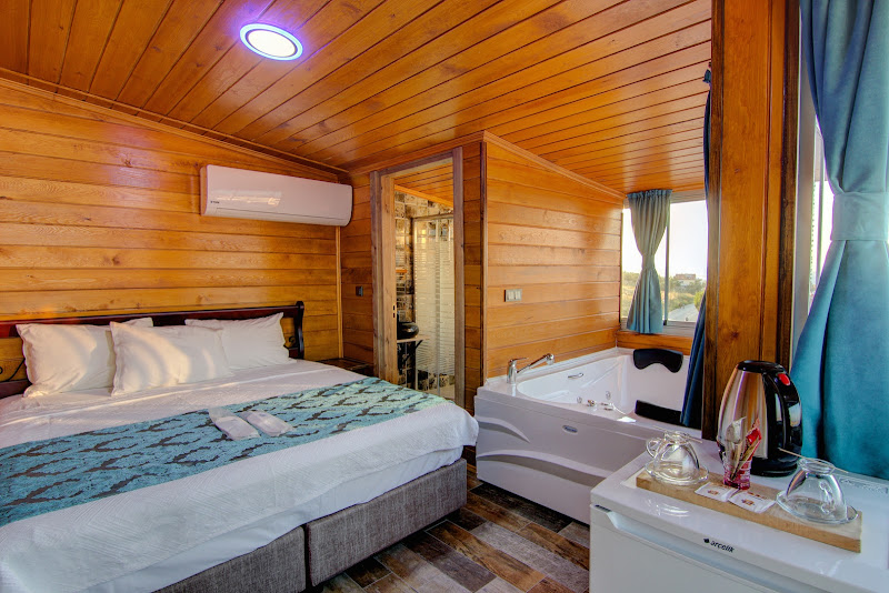 Cunda Bal Konak Otel