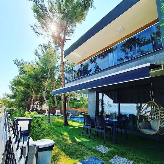 Seven Seas Sealight Elite Hotel