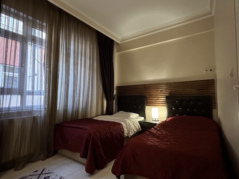 Ancient Peace Peace Hotel & Translation