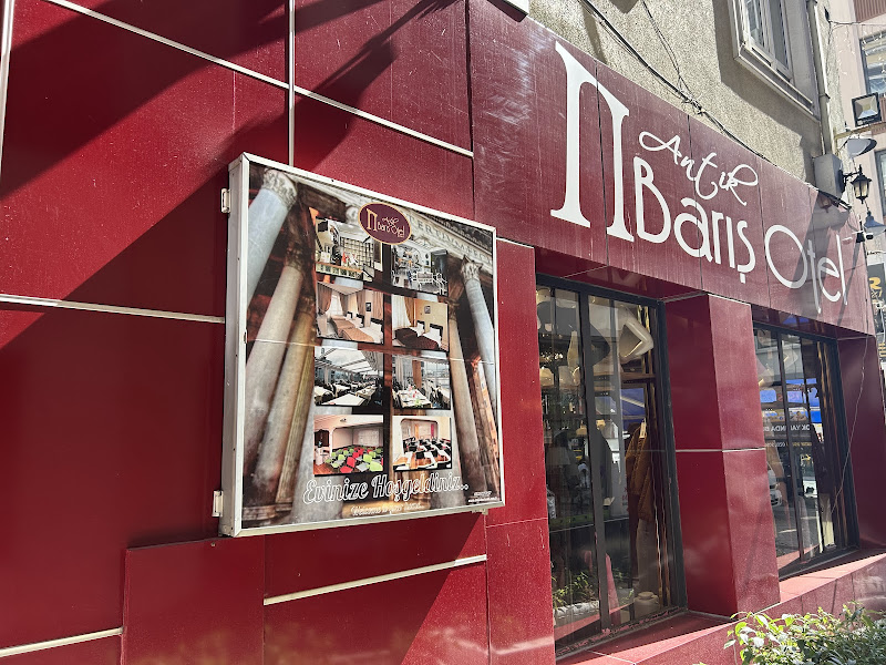 Ancient Peace Peace Hotel & Translation