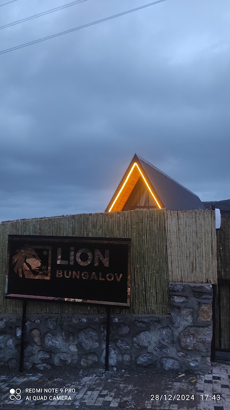 Lion Bungalov