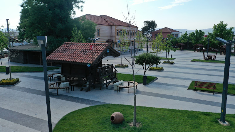 Bigadiç Belediye Oteli