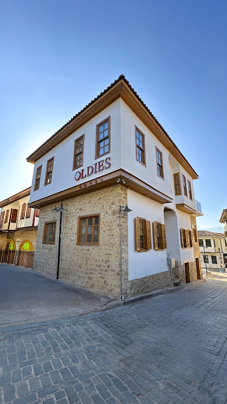 Oldies Hotel