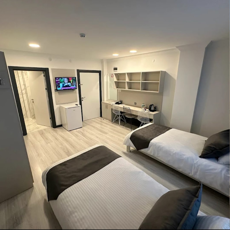 MET-INN SUİTES HOTEL