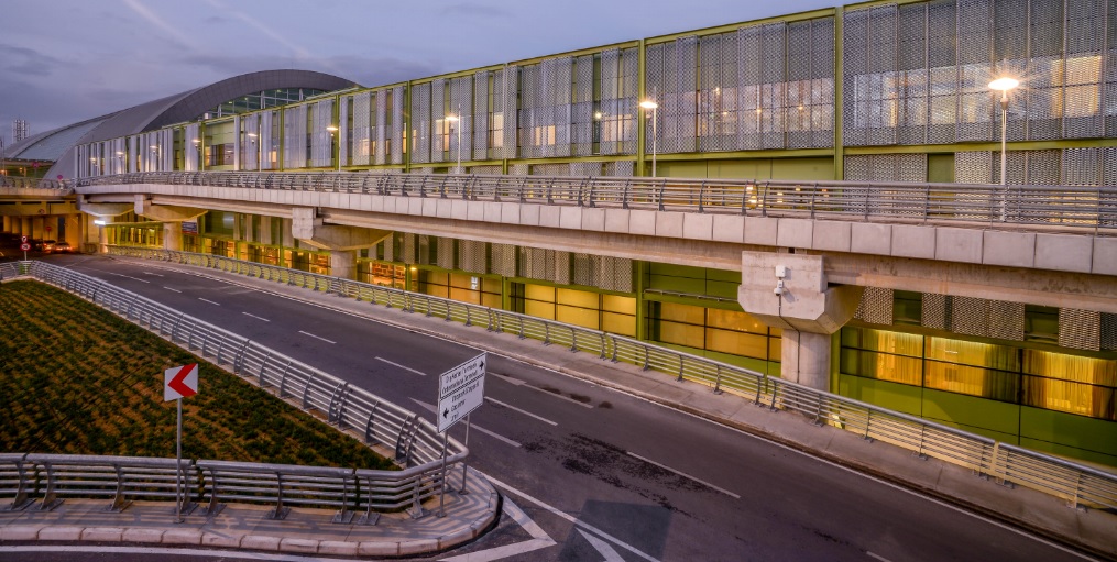 DoubleTree by Hilton Izmir Airport