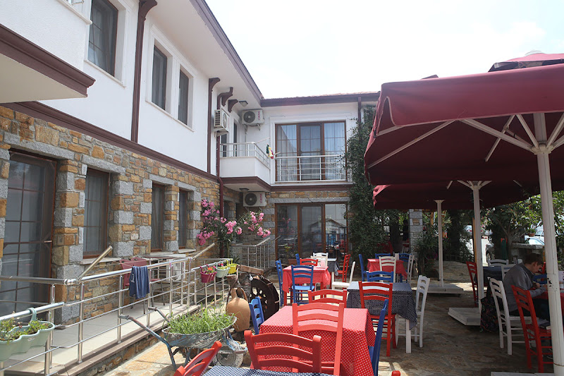 Yenibademli Konukevi