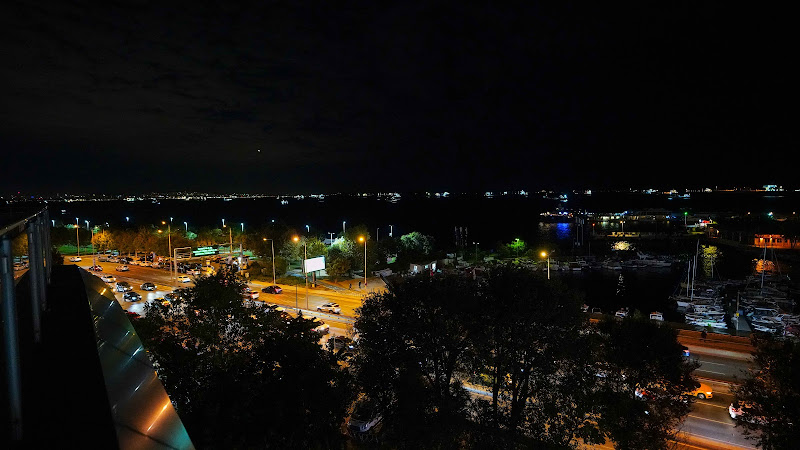 AURA MARINA HOTEL