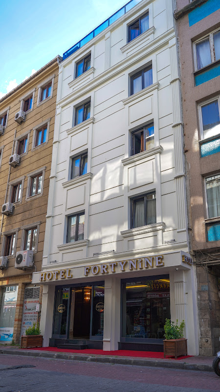 Hotel Fortynine