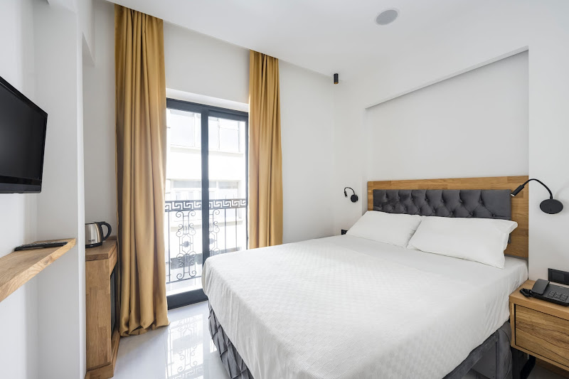 UK HOTEL İSTANBUL