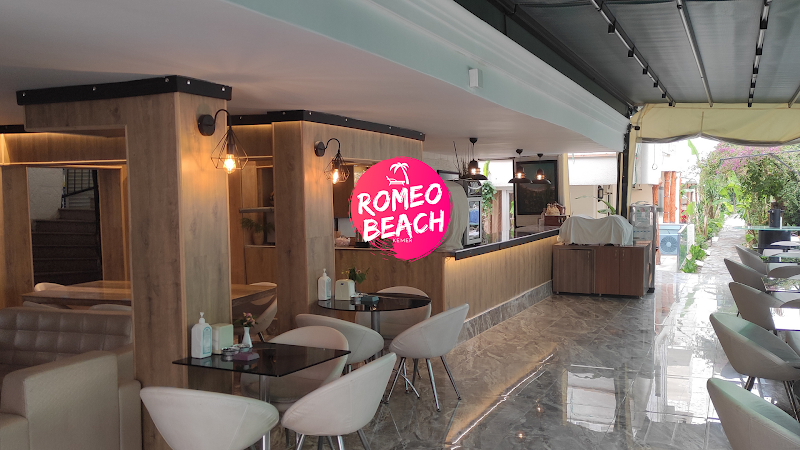 Romeo Beach Otel