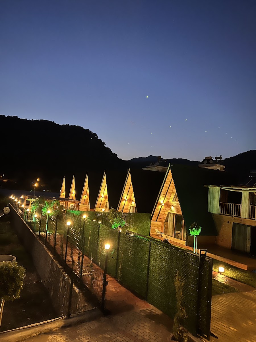 Karaöz Gelidonya Pansiyon