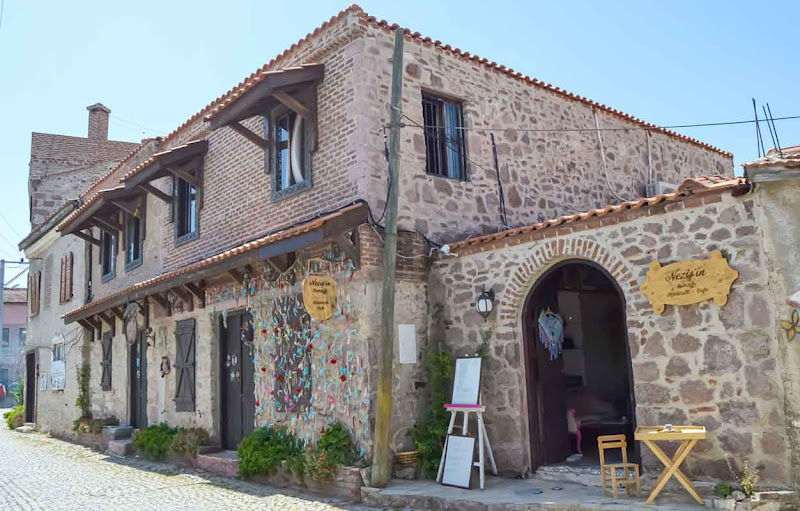 Neziş'in Konağı Küçükköy Ayvalık