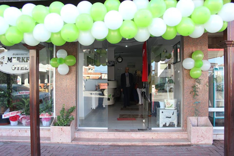 Burhaniye Merkez Otel