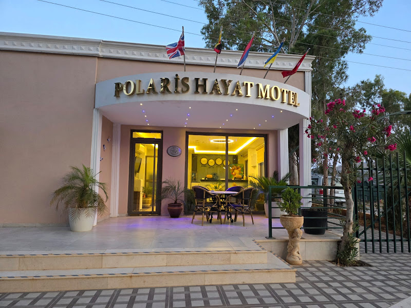 Polaris Hayat Motel