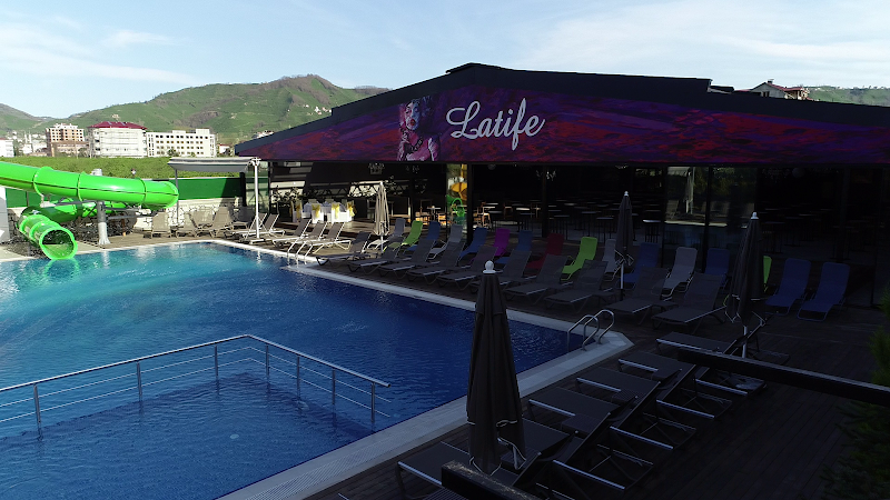 Grand Ayzek Hotel ****