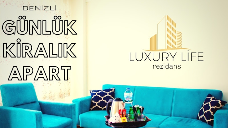 Denizli Suit Apart