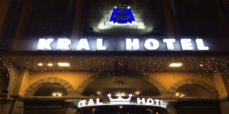 Kral Hotel