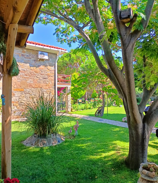 Gökçeada Otel-Petit Jardin Boutique Hotel | Gökçeada Butik Otel | Gökçeada Aile Oteli | Kaleköy Otel