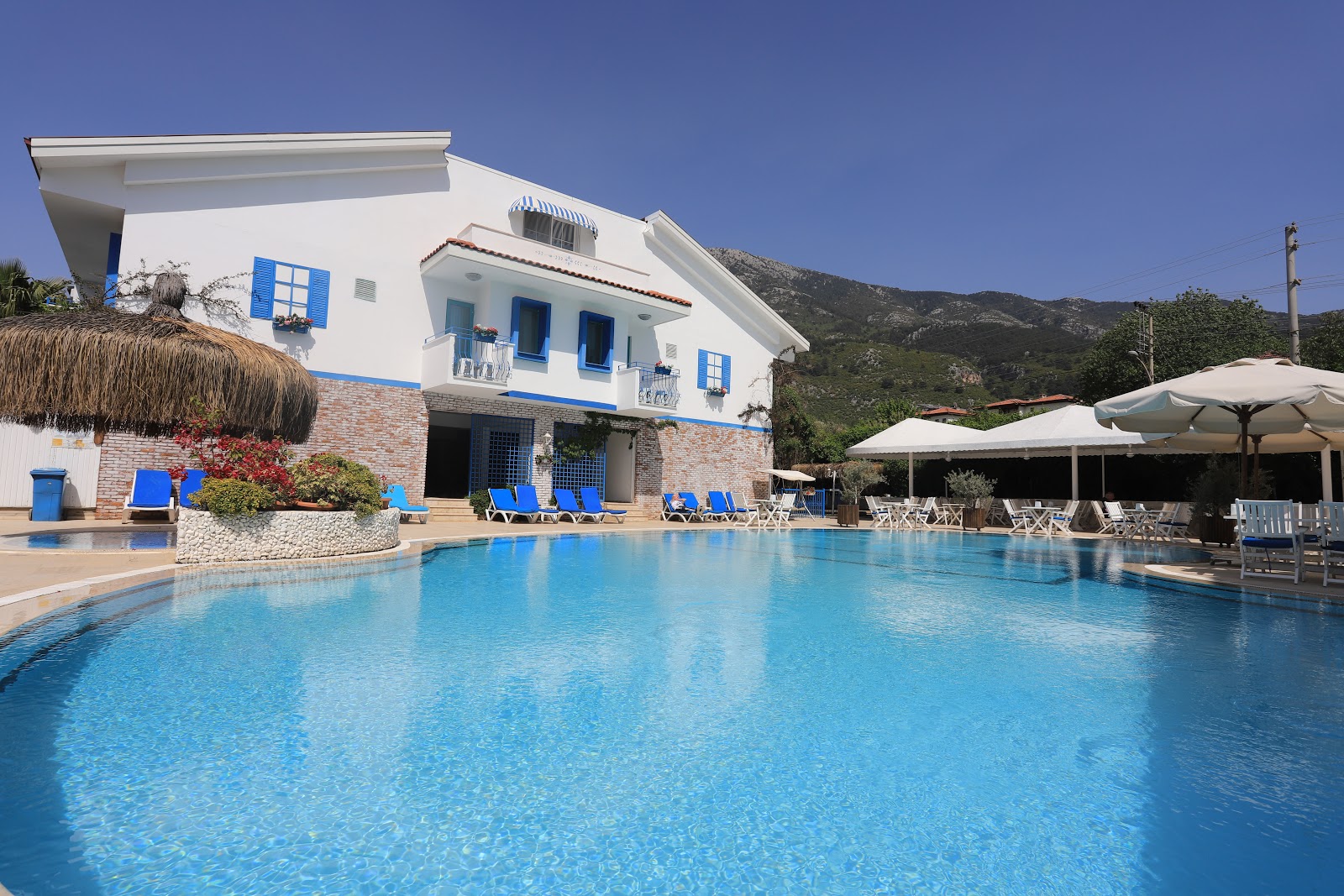 The Green Valley Hotel