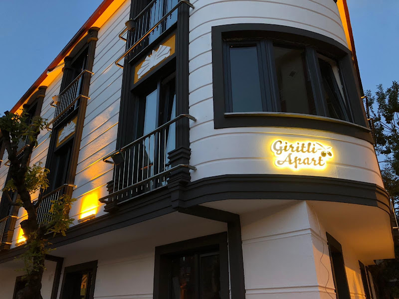 GİRİTLİ APART