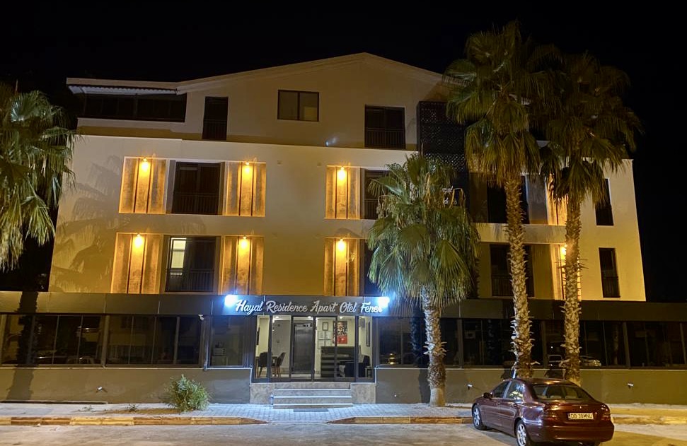 Let'stay Sweet Home Yellow