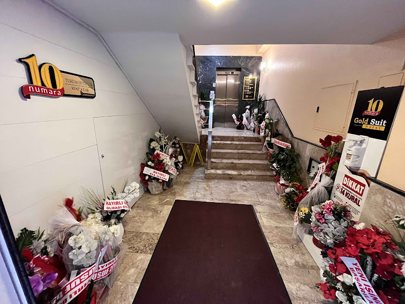 Macit Gold Suit Hotel