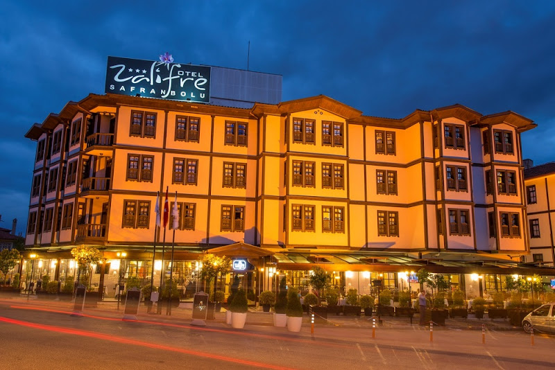 Zalifre Hotel