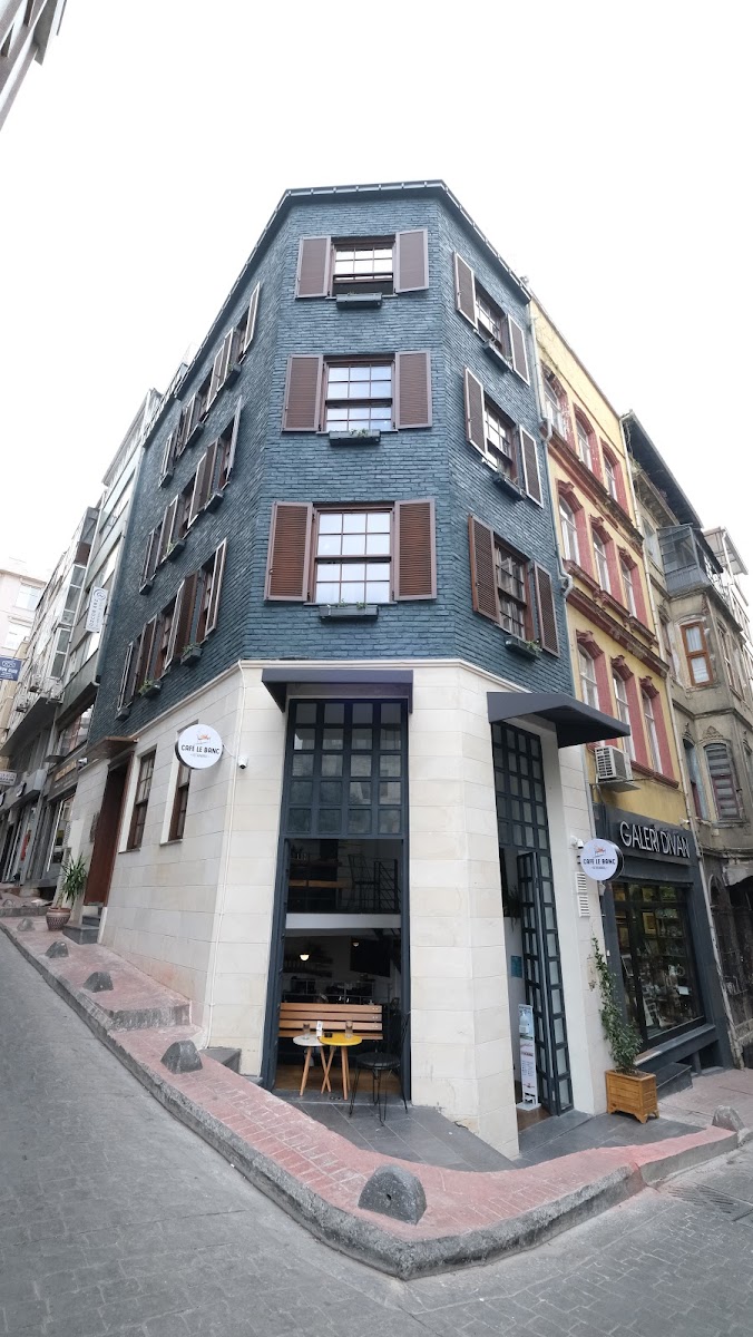 PeraNox Boutique Hotel