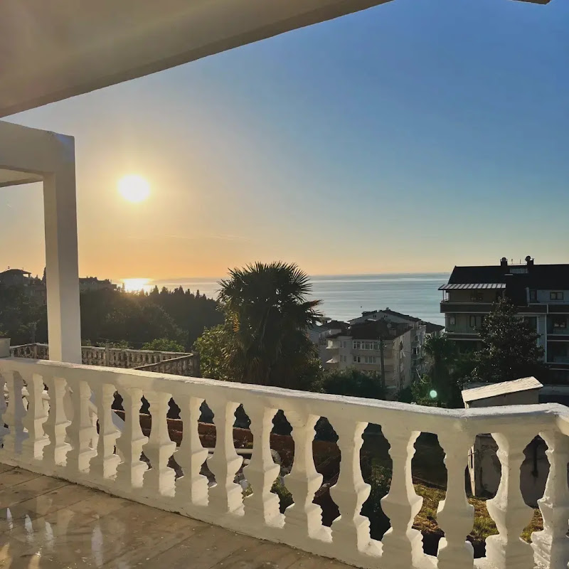 Hera Çınarcık Pansiyon