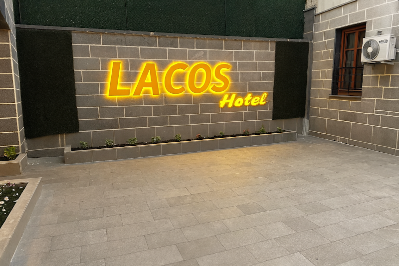 Lacos otel