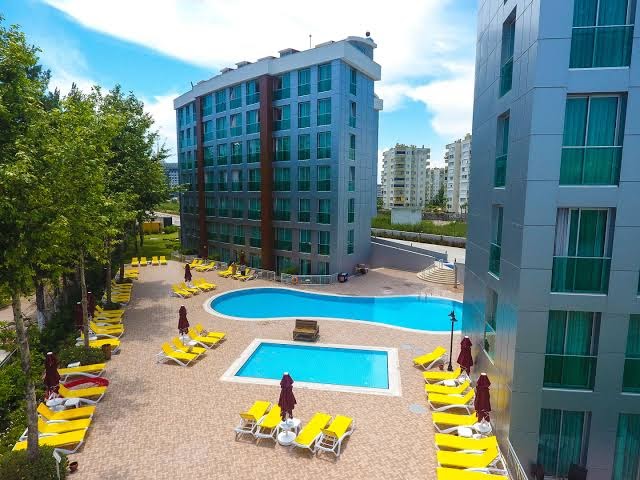 Lara Suites Kundu Apart