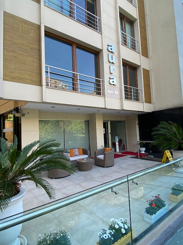 Aura Suites