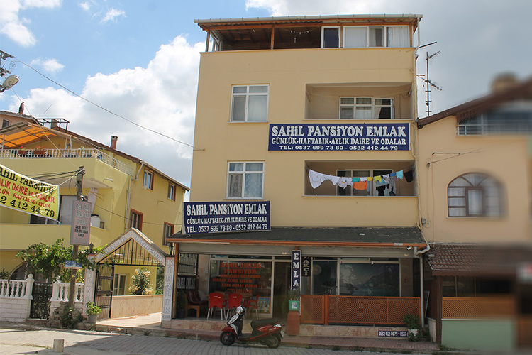 Yeniçiftlik Pansiyon | Sahil Pansiyon