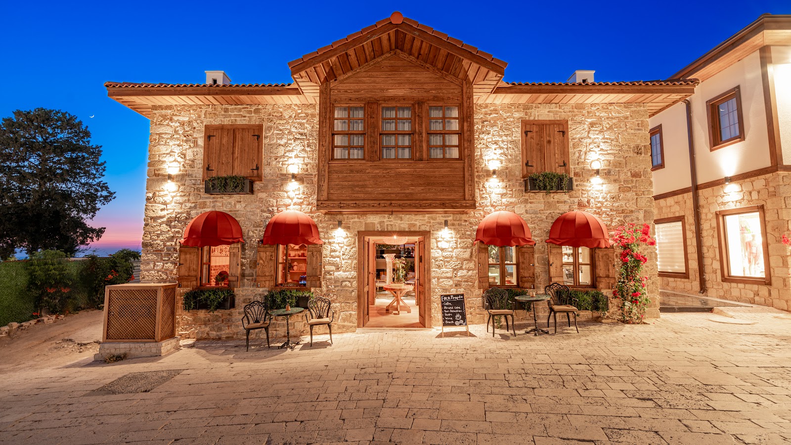 Kleopatra Side Hotel