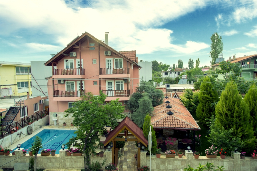 Sinter Terasse House Hotel